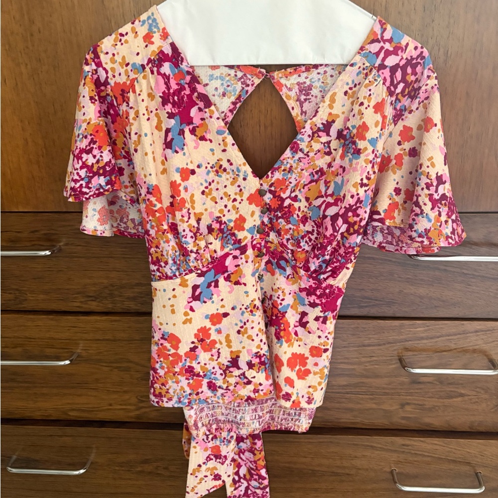 Never Worn Anthropologie Pink and Orange Open Back Blouse with Sailor Collar